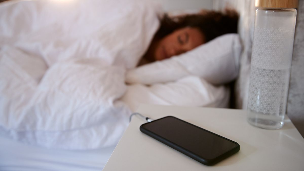 Apple Urges Users To Avoid Sleeping Against A Phone Left To Charge Overnight