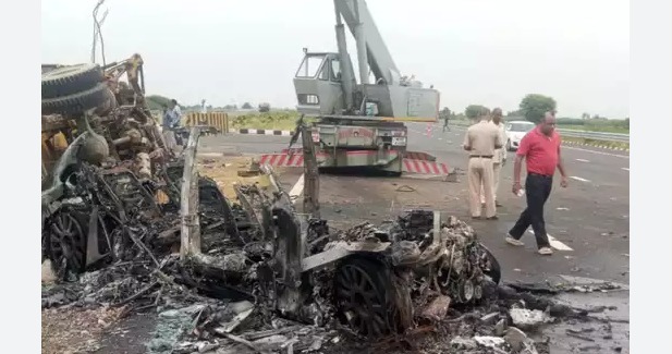 2 burnt alive as petrol tanker explodes after collision with Rolls-Royce in Gurugram