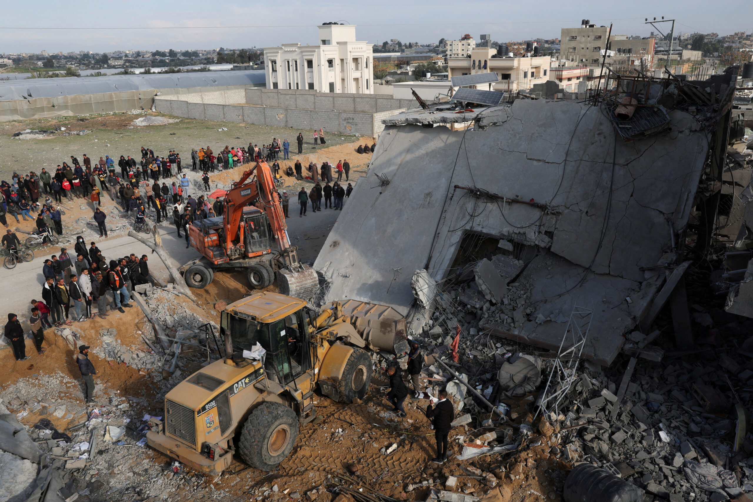 UN says rubble removal in Gaza may take 14 yrs